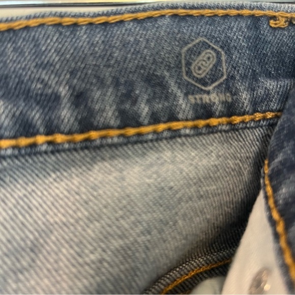 Levi’s Western Fit Light to Medium Wash Semi-Rigid Jeans Size 33X36 - Picture 4 of 9